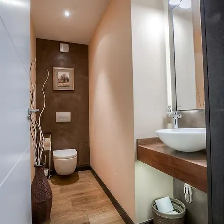 Apartament Angel Plaza Lägenhet